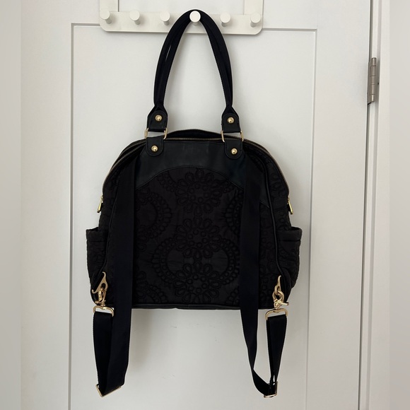 Petunia Pickle Bottom 'Embossed Sashay' Diaper Bag - Picture 7 of 14